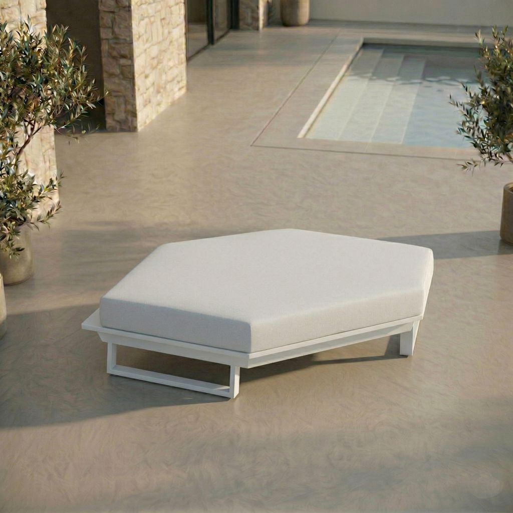 ICM Monaco Serie sechseckiges Aluminium Lounge Erweiterungsmodul in Weiß für Garten und Terrasse