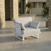 weißer outdoor sessel mit polster und aluminiumgestell für terrasse und garten